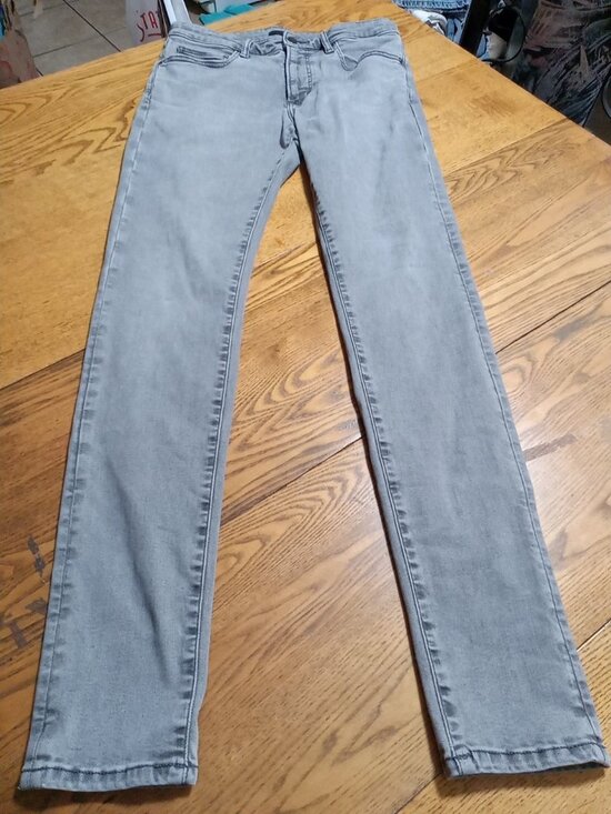 UNIQLO Jeans Mens 30 X 32.50 Gray Grey TAPERED ?  Used Summer Winter Taper Work - Picture 1 of 11